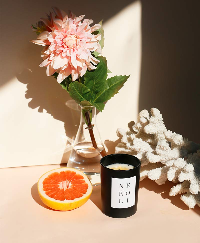 Moodfoto der Neroli-Kerze von Brooklyn Candles
